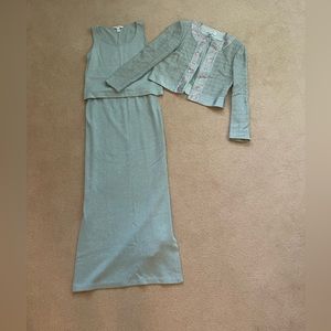 Full St. John evening wear , amazing condition!